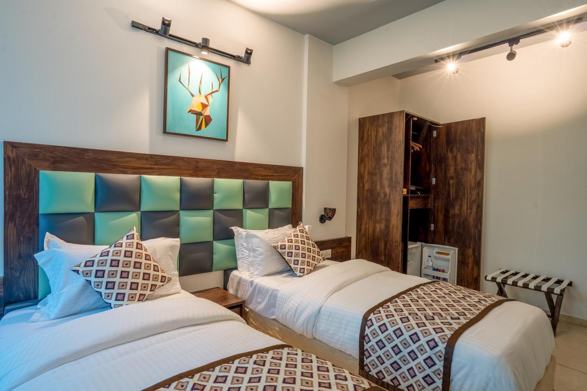 Hotel El Classico Rádžkót Exteriér fotografie